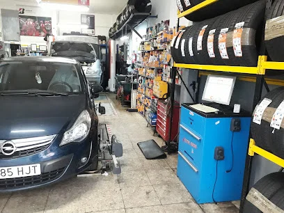 MAXIAUTO service/paseo extremadura
