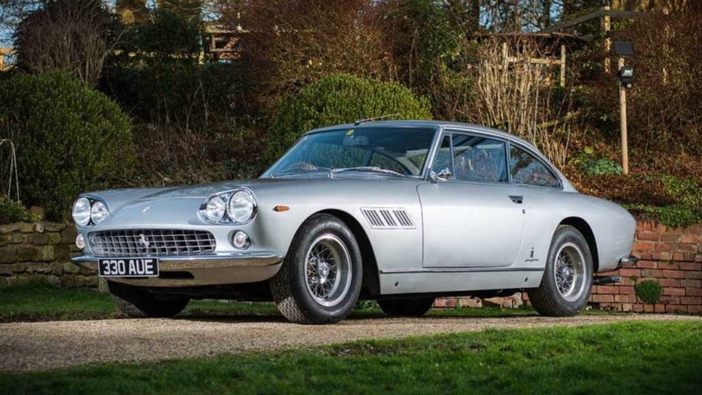 Descubre los mejores neumáticos para Ferrari 330 GT 2+2