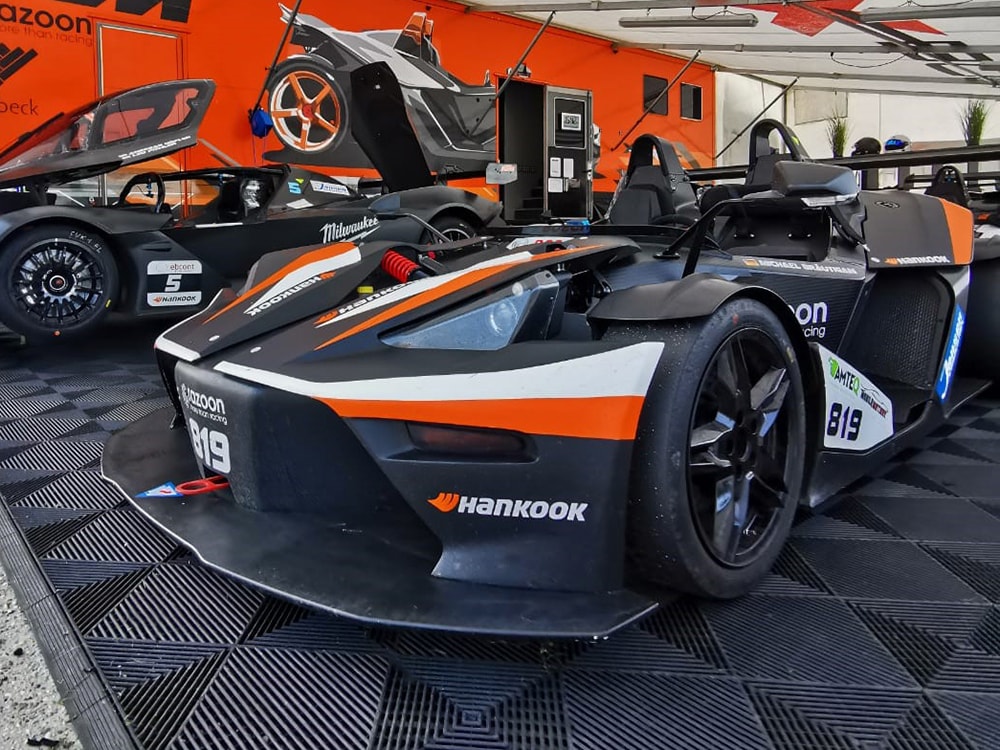 Mejores neumáticos para KTM X-BOW: guía completa