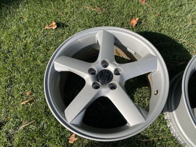 Neumáticos premium para Volvo V70: ¡Encuentra los mejores!